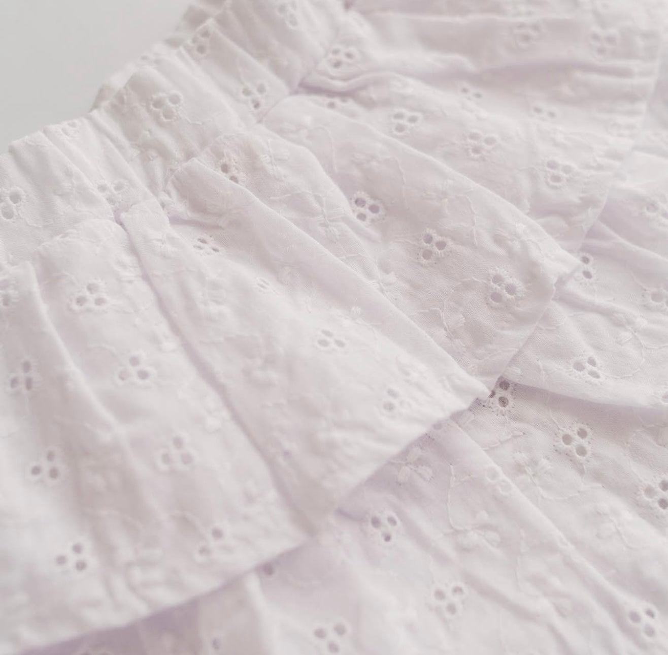 Falda Broderie