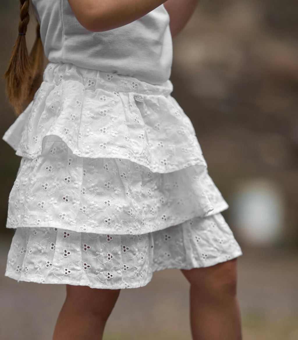 Falda Broderie